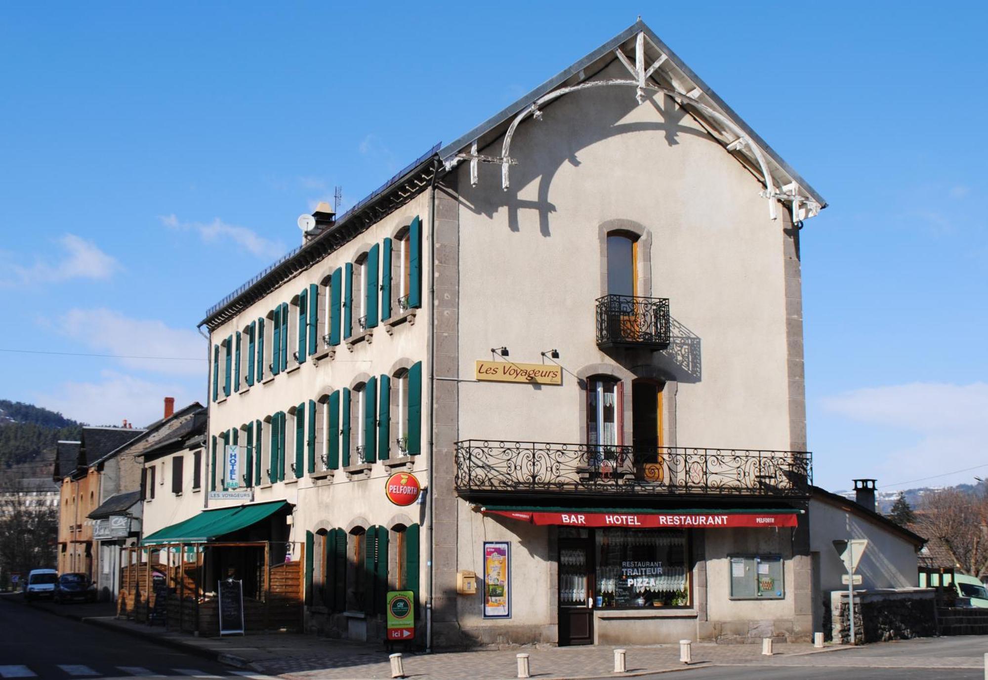 Hotel Des Voyageurs Chez Betty Neussargues en Pinatelle Eksteriør billede