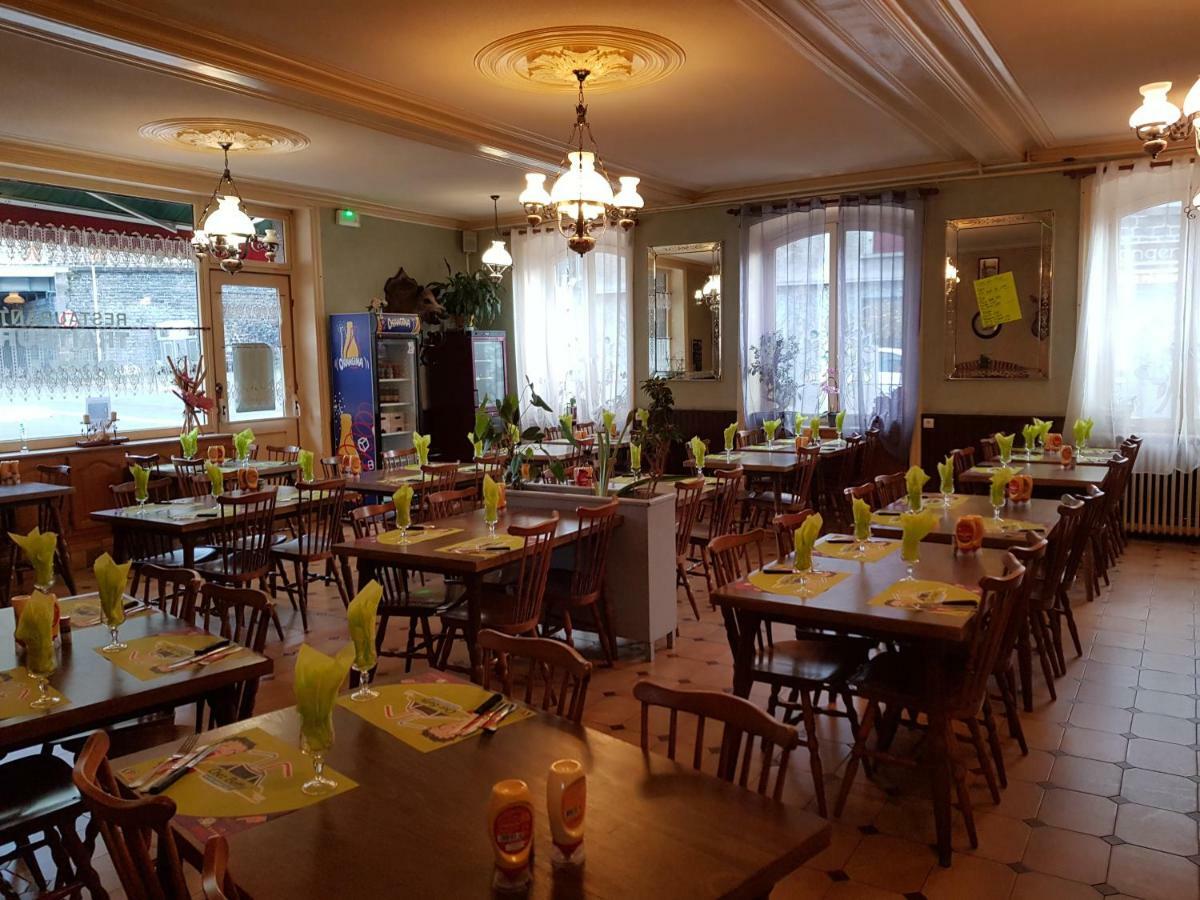 Hotel Des Voyageurs Chez Betty Neussargues en Pinatelle Eksteriør billede